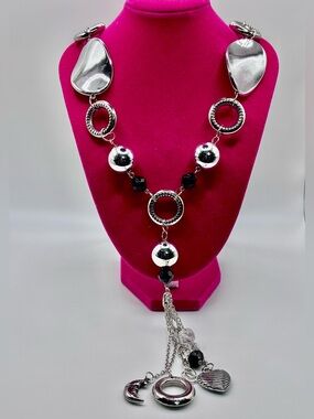 Silver and Black Decorative Circle Pendant Necklace - Women Jewelry